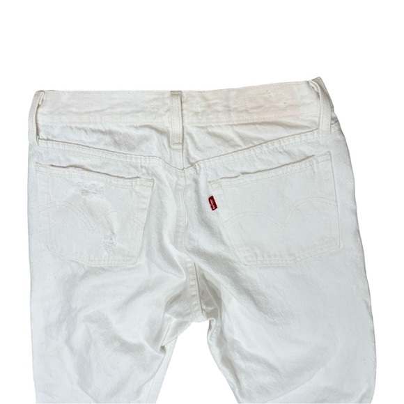 Levi's PREMIUM White Distressed Wedgie Icon Jeans – Size 26 - Picture 15 of 16